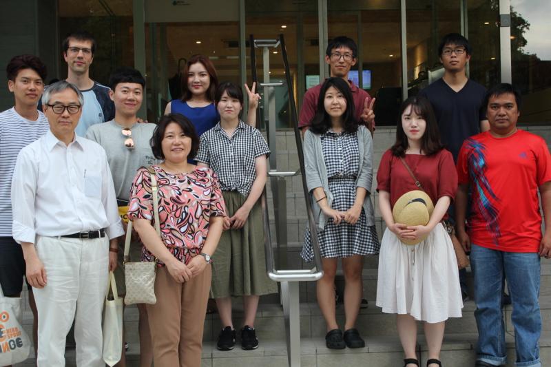 A member of the Agricultural Life Science University of Kyungpook University Korea visited Research Institute of Green Science and Technology
