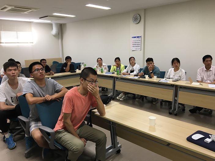 Visit of Zhejiang University students and a joint seminar